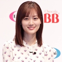 山下美月、ショートヘア姿のグルメ満喫SHOTに反響「いい女すぎる」「破壊力MAX」