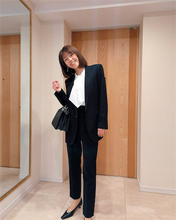 雰囲気ガラリ、若槻千夏が“フォーマル服”で子どもの卒業式に出席「ママかわいすぎる」